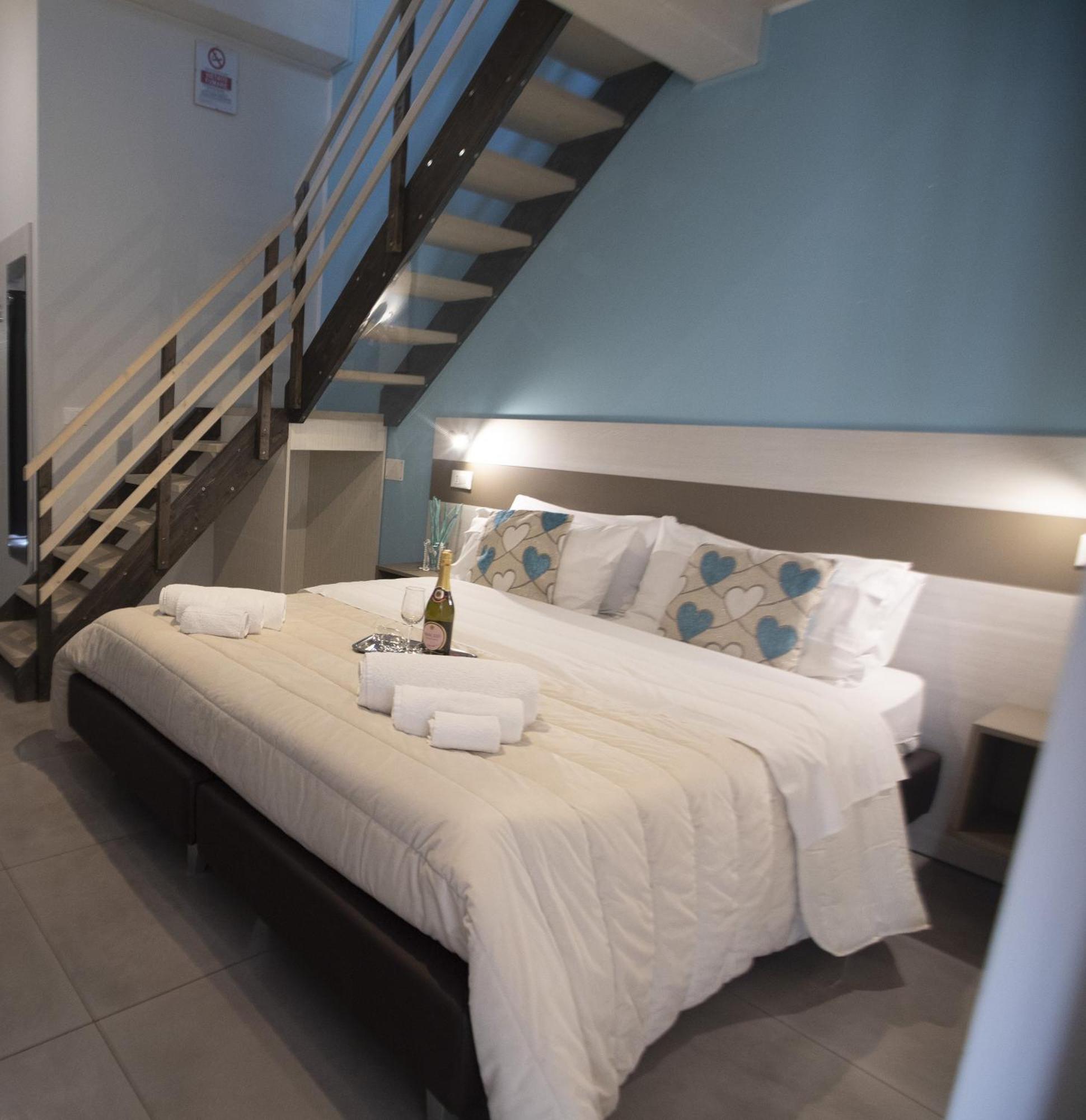 La Perla Amantea - Rooms & Apartaments المظهر الخارجي الصورة