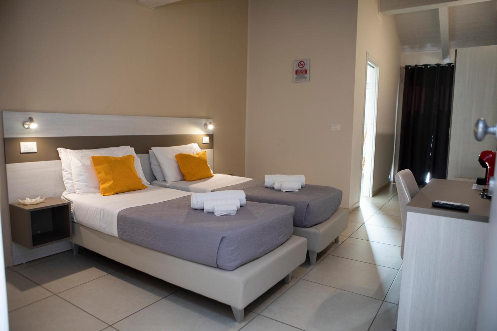 La Perla Amantea - Rooms & Apartaments المظهر الخارجي الصورة