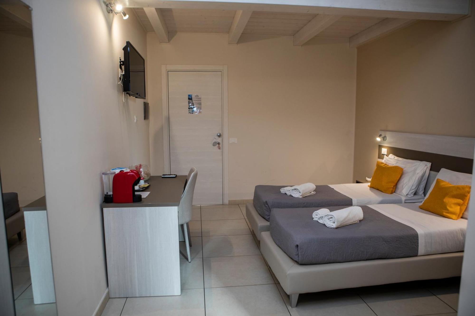 La Perla Amantea - Rooms & Apartaments المظهر الخارجي الصورة