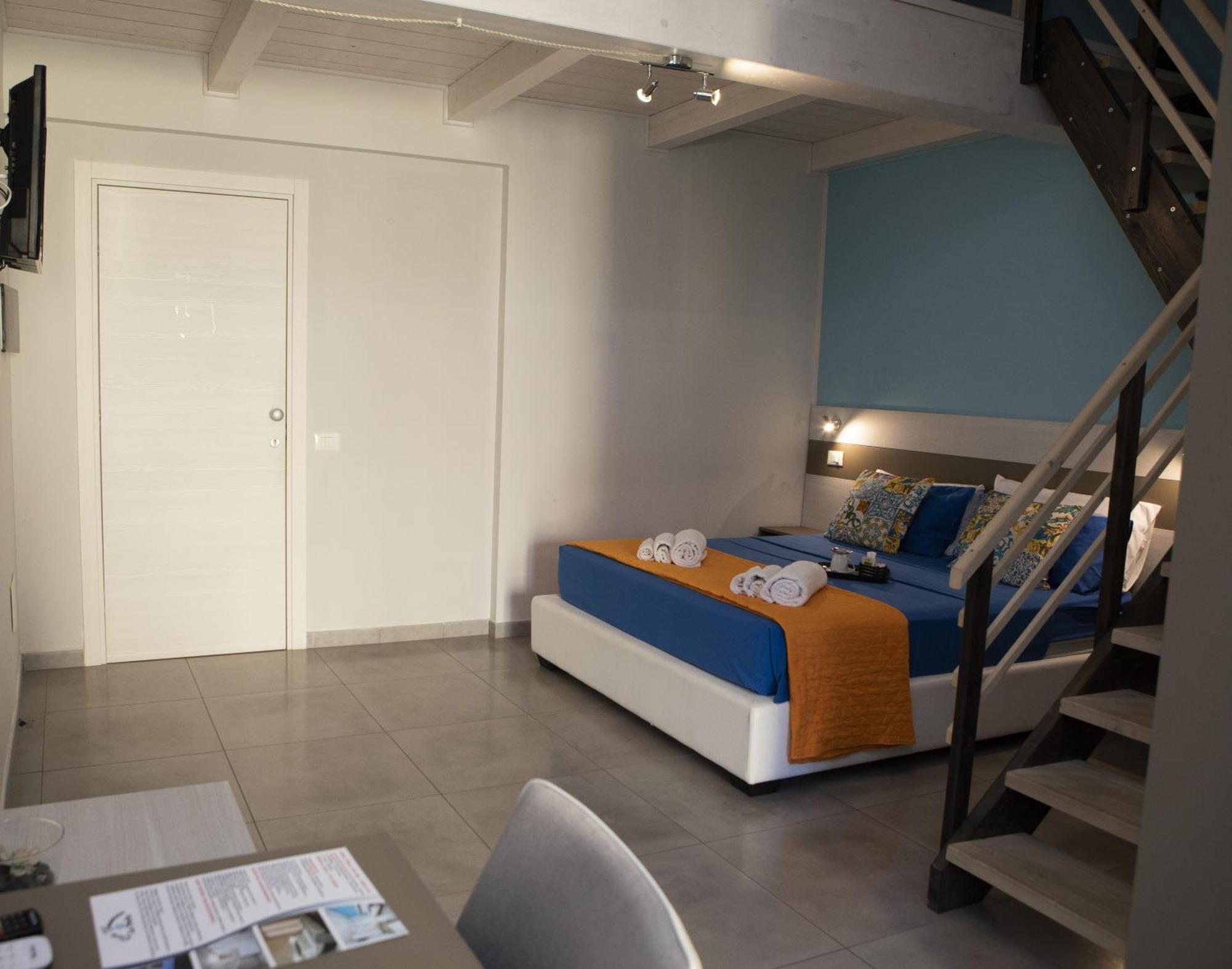 La Perla Amantea - Rooms & Apartaments المظهر الخارجي الصورة