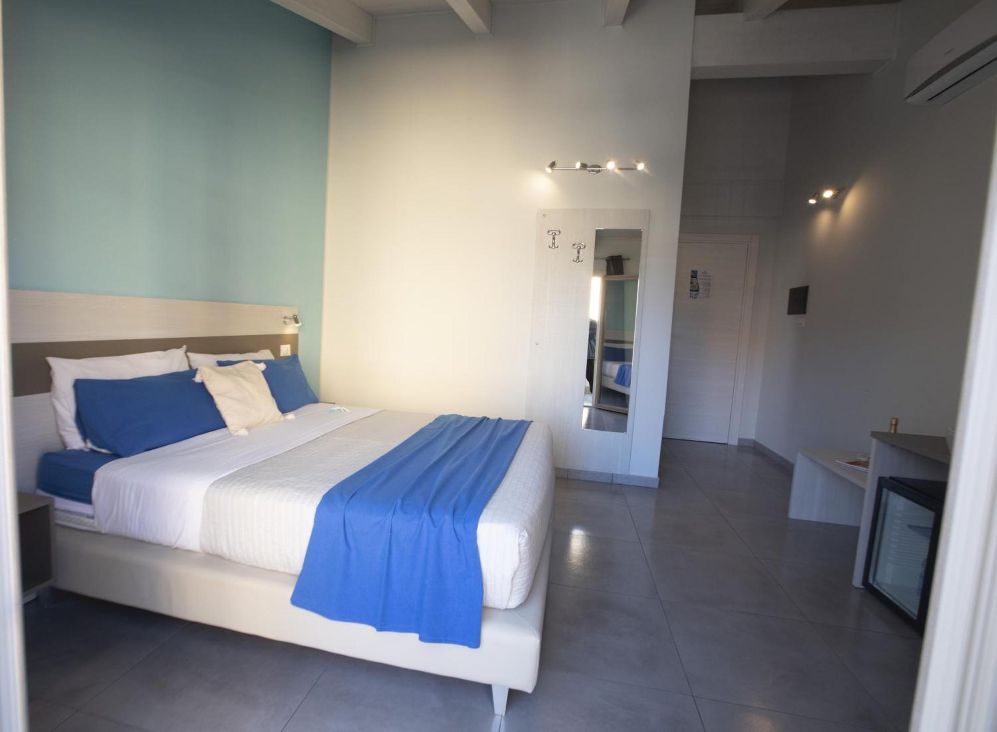 La Perla Amantea - Rooms & Apartaments المظهر الخارجي الصورة