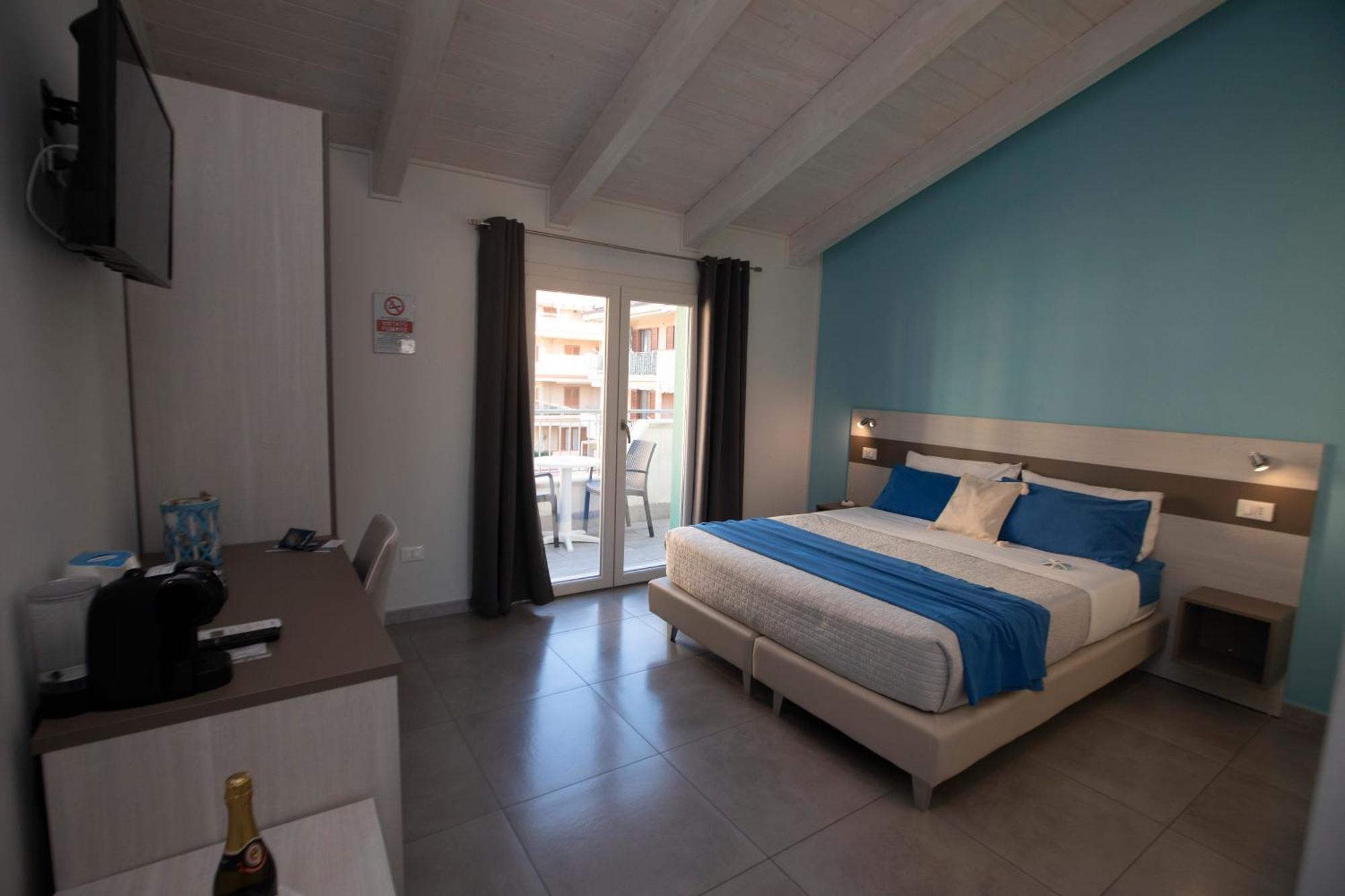 La Perla Amantea - Rooms & Apartaments المظهر الخارجي الصورة